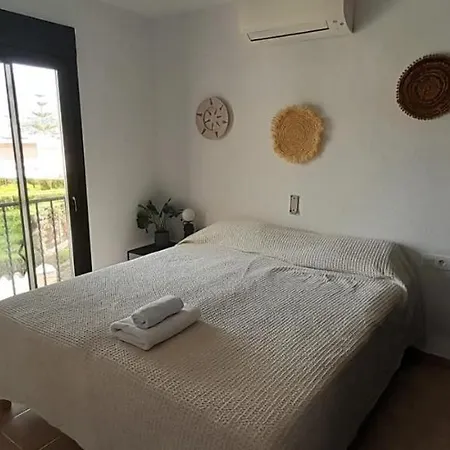 Tropicana, Nerja - 2 Bedroom Private With Sea Views *