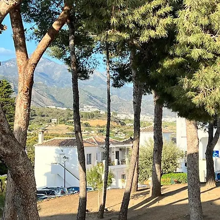 Tropicana, Nerja - 2 Bedroom Private With Sea Views * 马拉加